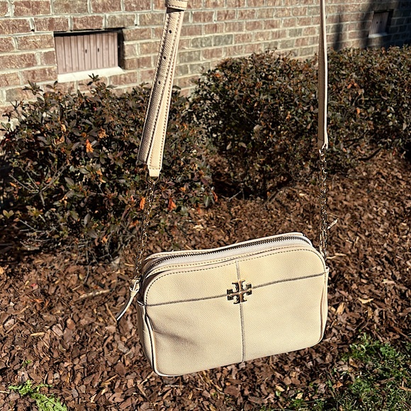 Tory Burch Mcgraw Camera bag(brie) EUC - Picture 5 of 15